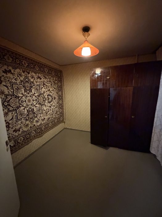 Продаж  3 кімнатної квартири  вул. Світла , р-н Ліски .