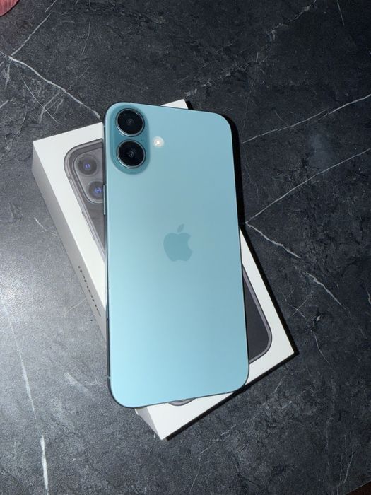Telefon Iphone 16 plus