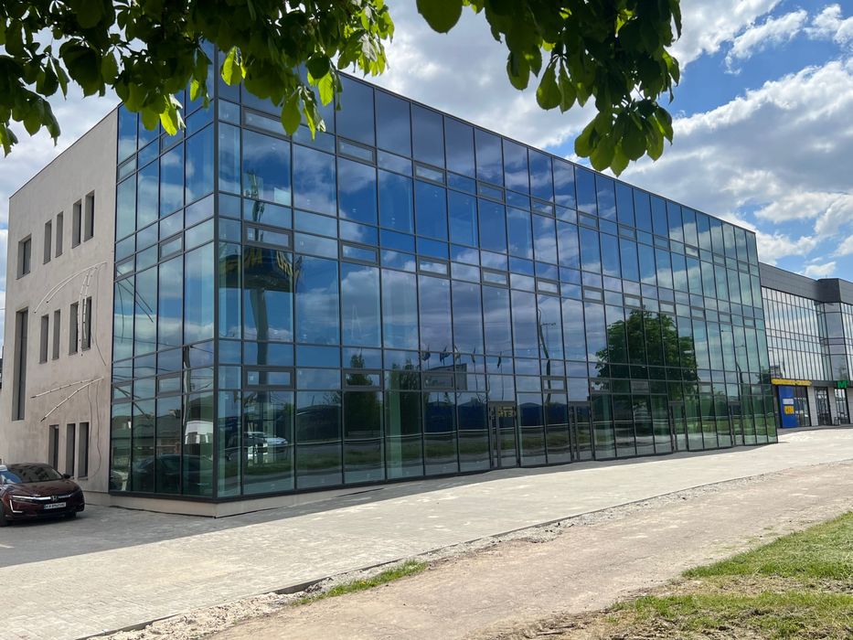 Оренда приміщень в бізнес-центрі “Рівненський» навпроти ЕПІЦЕНТРУ