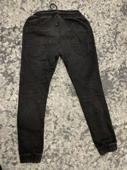 Чоловічі джинсові джогери чорного кольору House