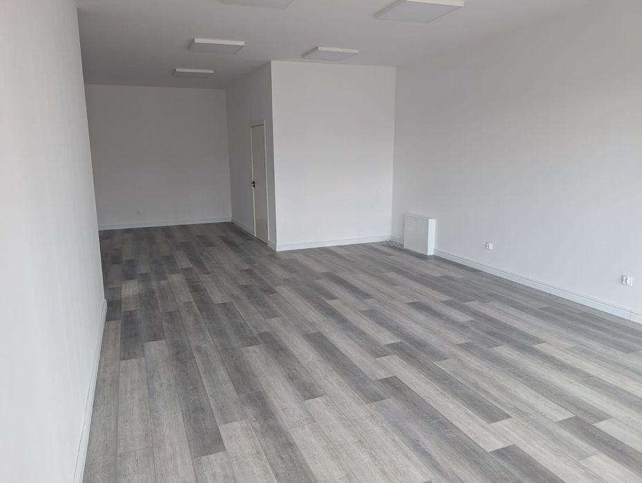 Lokal usługowy 60 m² | Parter | Duża witryna | Świetna lokalizacja