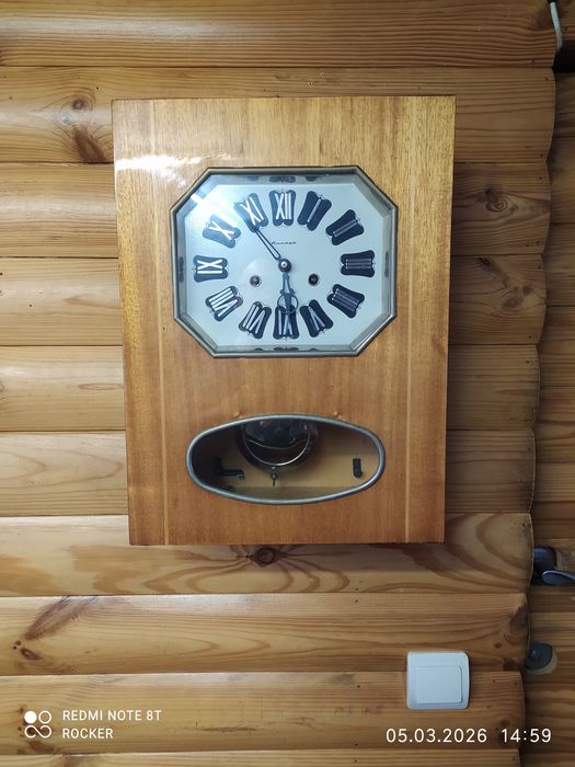 Годинник настінний, механічний, маятниковий Янтарь. З боєм.