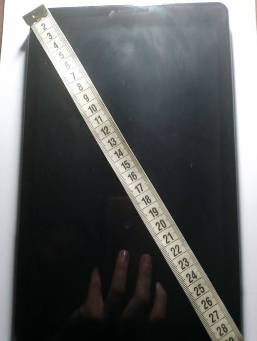 Продам планшет, торг (на запчастини)