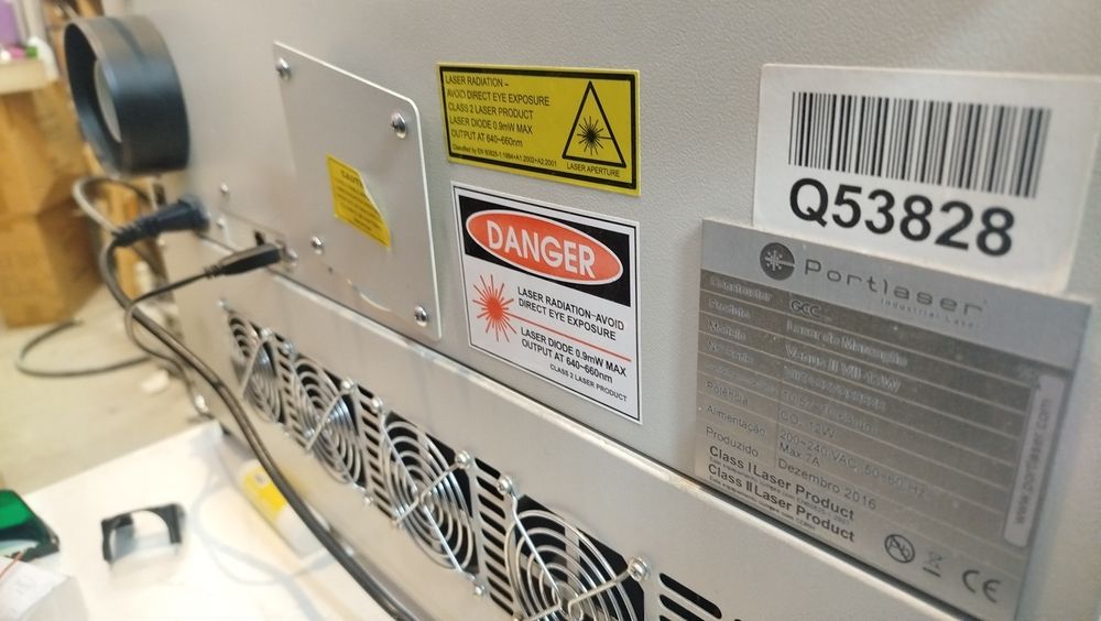 Gravador / cortador laser profissional