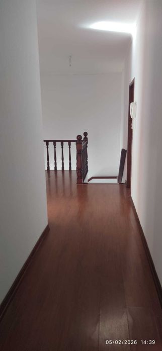 Arrenda-se Apartamento T4 centro de Almeirim