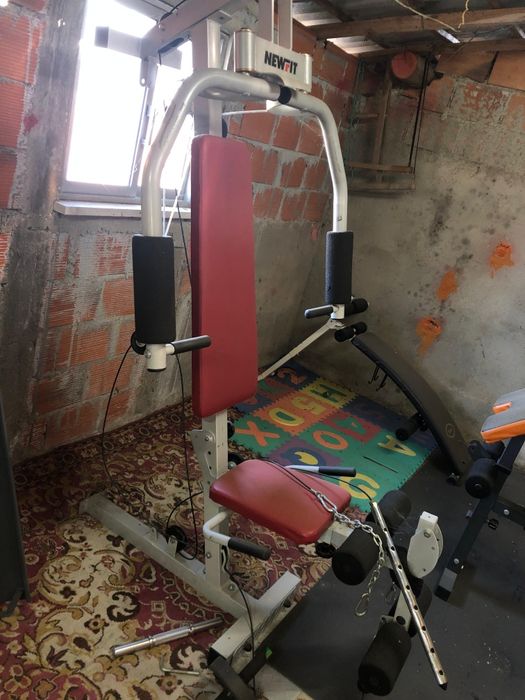 Pequeno Ginásio com 5 peças