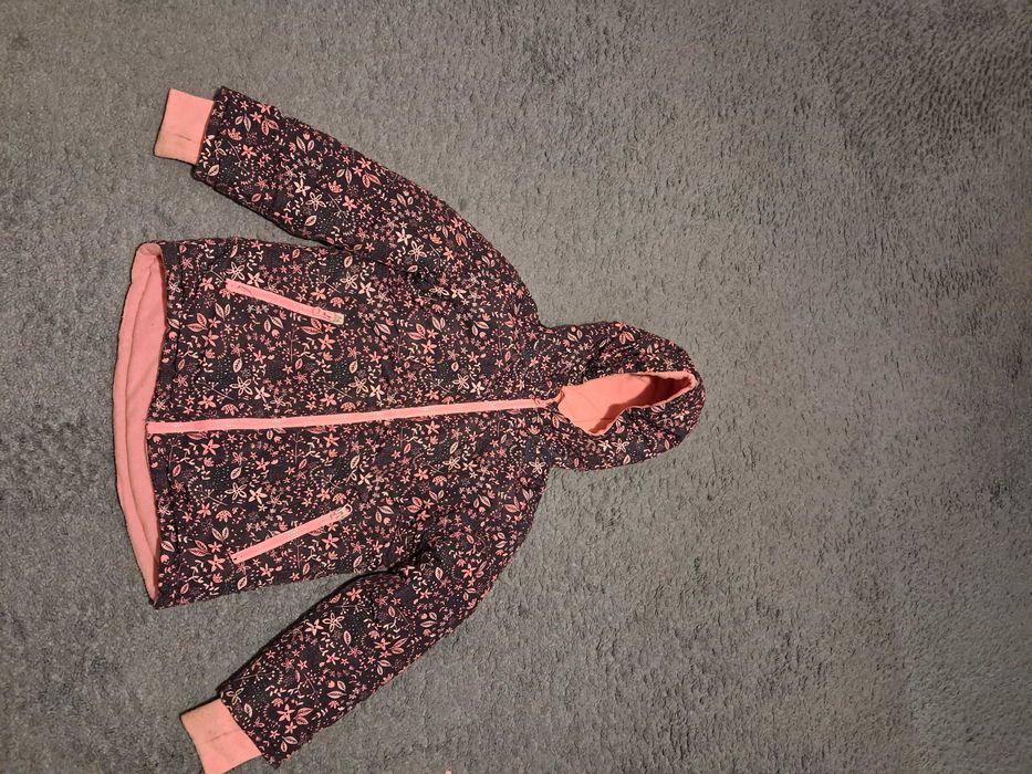 Kurtka zimowa Sinsay 134cm - tylko 30,00zł