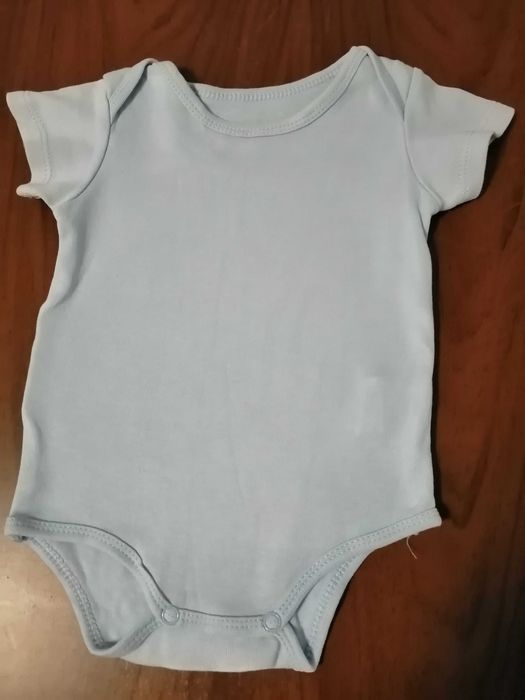 body z krótkim rękawem 4szt.