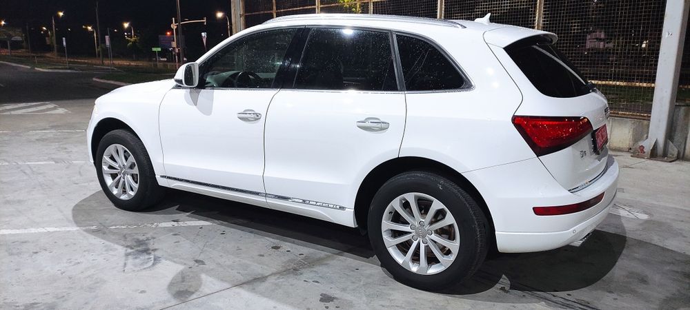 Audi Q5 Premium Plus 2016  2.0L 4 Quattro