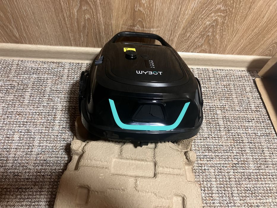 Робот пилосос для басейну WYBOT A1