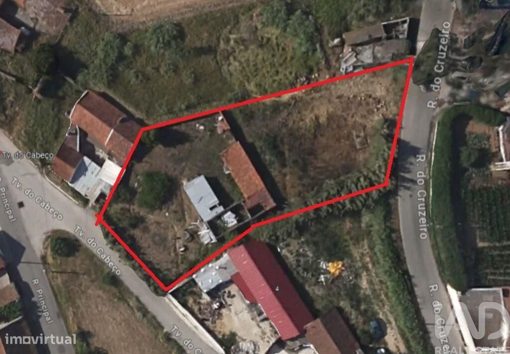 Terreno em Salir de Matos de 340,00 m2