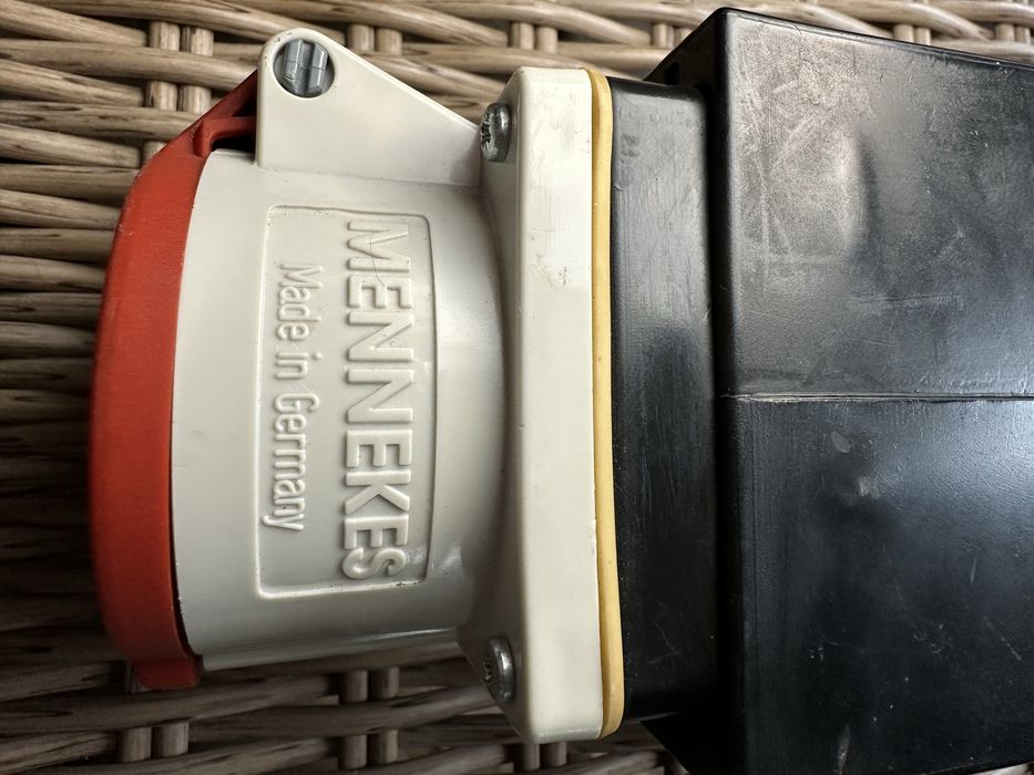 SCHWABE Adapter CEE Mixo 400V/32A IP44