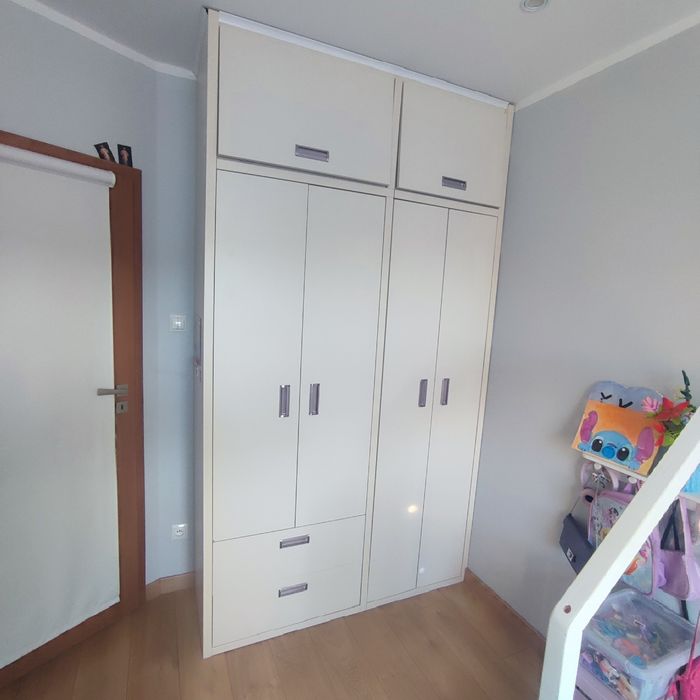 Szafa w zabudowie 146x50