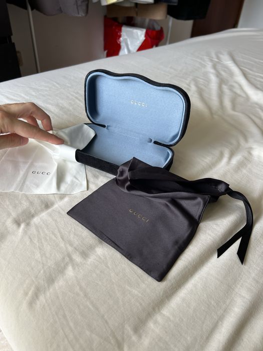 Caixa de Óculos de Veludo - Gucci