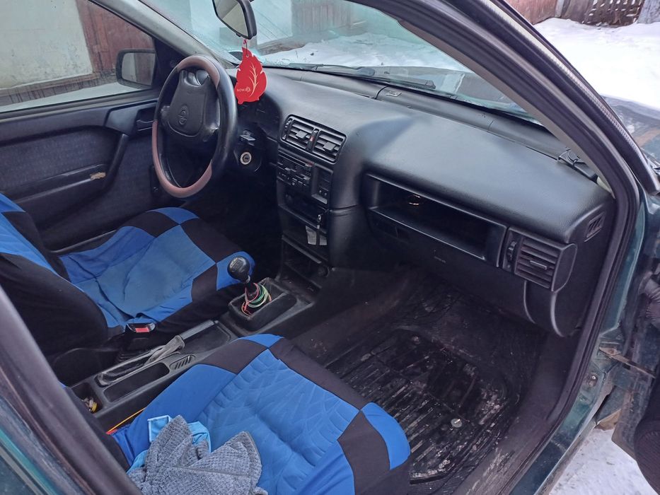 Продам автомобіль в хорошому стані ТЕРМІНОВО!!