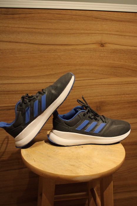JAK NOWE Buty do biegania, siłownia,unisex,ADIDAS,roz.38