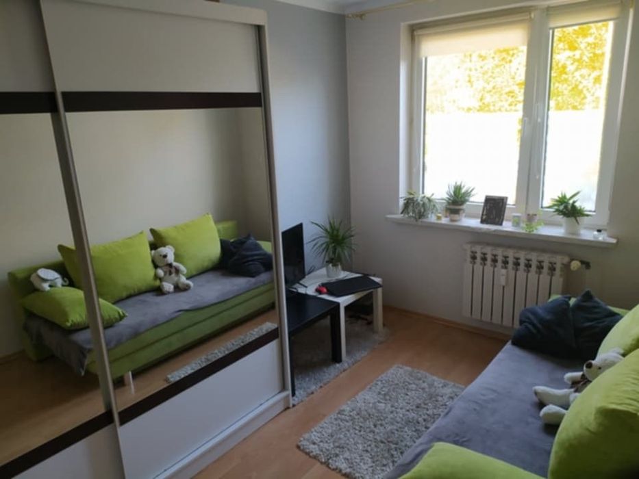 Wynajmę Pokój dla osoby pracującej lub studentki