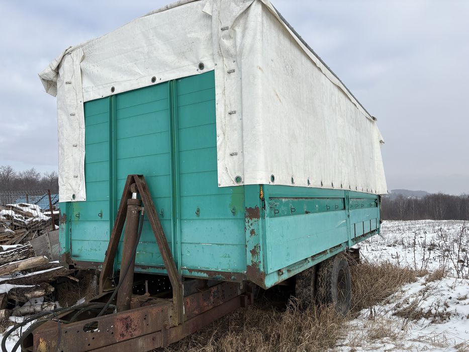 Przyczepa rolnicza z kiprem