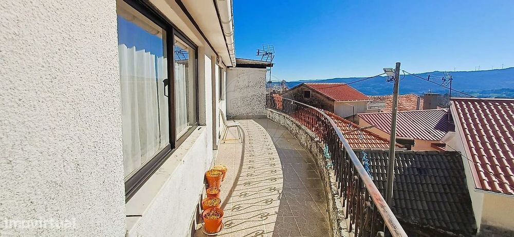 Moradia T5 para venda — Cinfães, Viseu