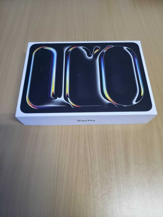 iPad Pro M5 11" 256GB Platinum – Como Novo | Apple Pencil + Teclado + Extras
