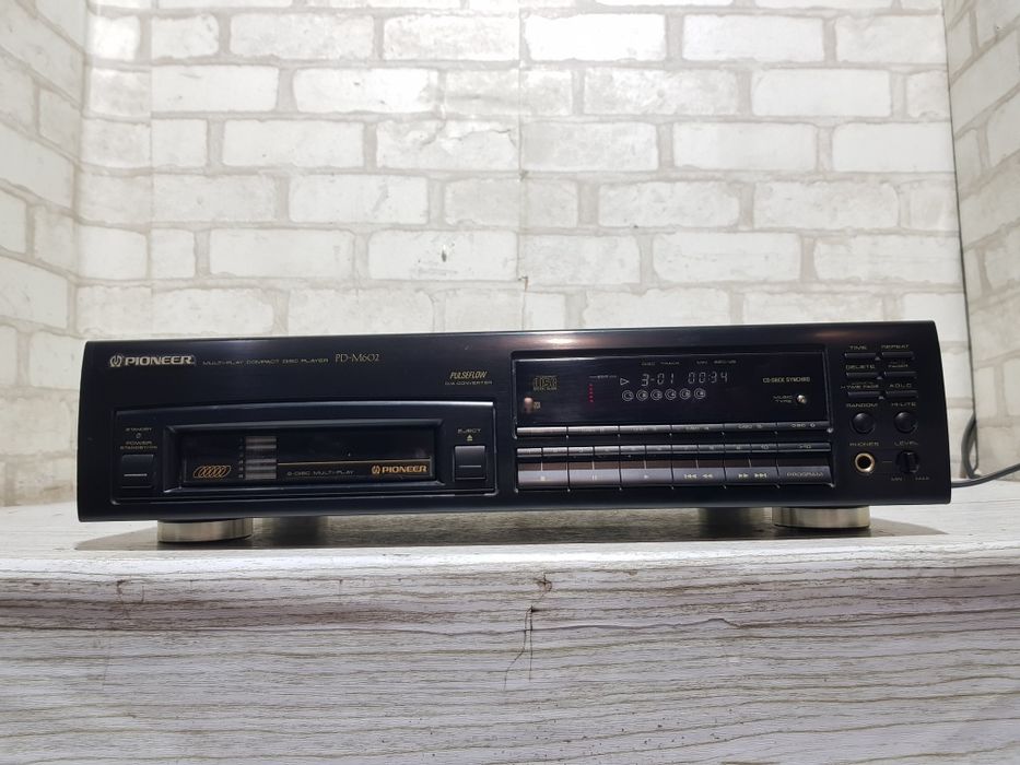Hi-Fi Програвач CD дисків PIONEER PD-M602,   61-bit DLC.,  дисків, 102 дБ., б/у з Німеччини