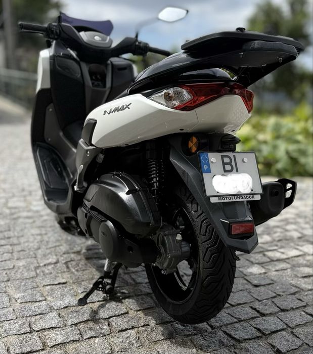 Yamanha Nmax 125 ano 2024