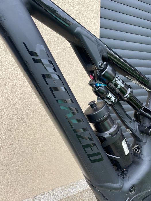 Specialized turbo levo eléctrica, Para venda ou troca por carinha 3 lugares.