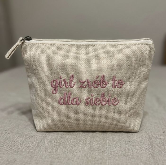 kosmetyczka z personalizownaym haftem