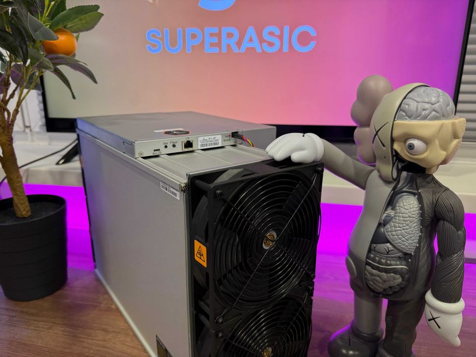 В наявності NEW Asic Antminer S21+ 235 Th, Amlogic, Асік