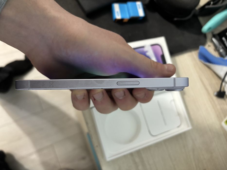 Iphone 14 kondycja 100%