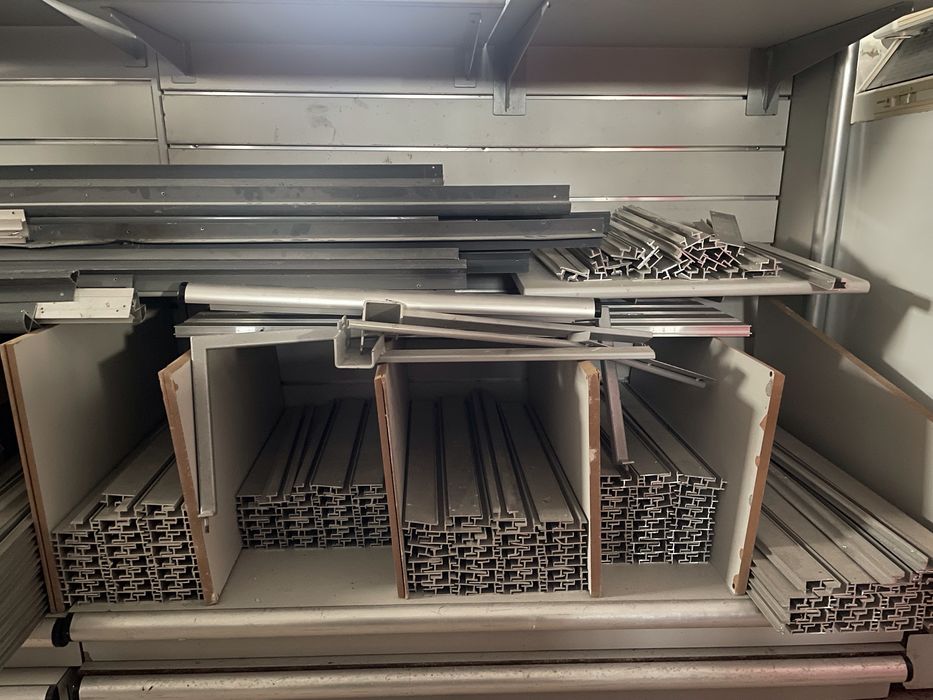 Store Wall Cladding – Multi-System Panel MS64176338134146124