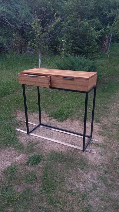 Туалетний столик. Столик для макіяжу