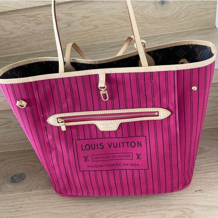Louis Vuitton Neverfull Bandoulière Inside Out MM