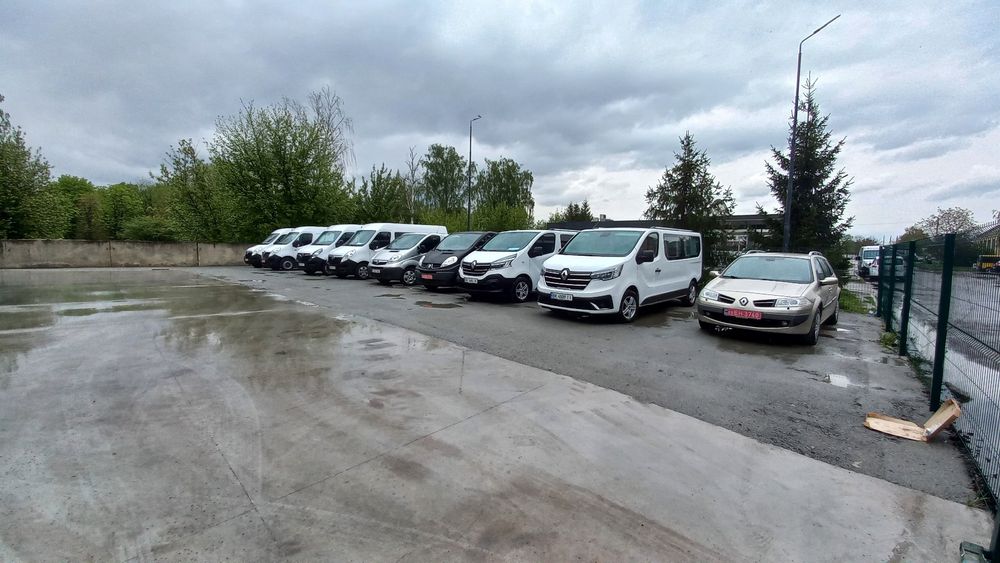 Продаж СВІЖОПРИГНАНИХ вантажних і пасажирських бусів