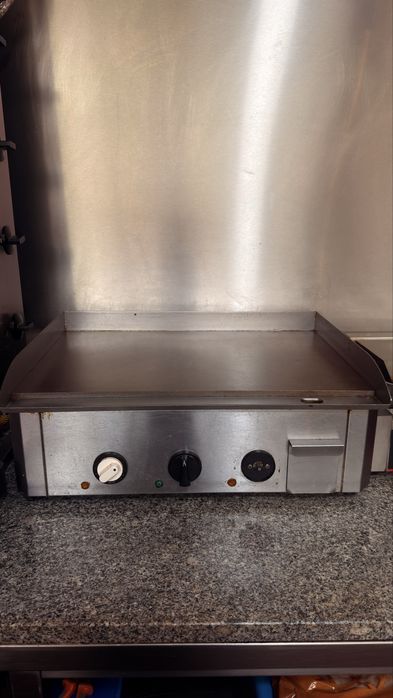 Kebab Grill and equipments. Equipamento de Restaurante/Hoteleiro – Venda de Todo o Equipamento