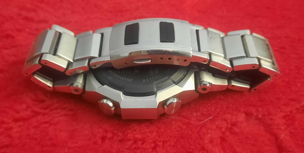 Casio G-Shock MTG-B2000