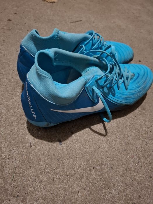 Nike Phantom Luna 44