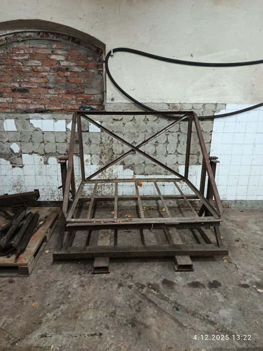 Wywrotnice do skrzyniopalet