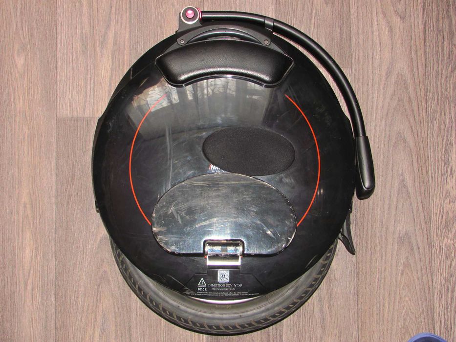Моноколесо, на ходу, EUC InMotion SCV V5F, 14", 550 Вт, 320 Вт*год