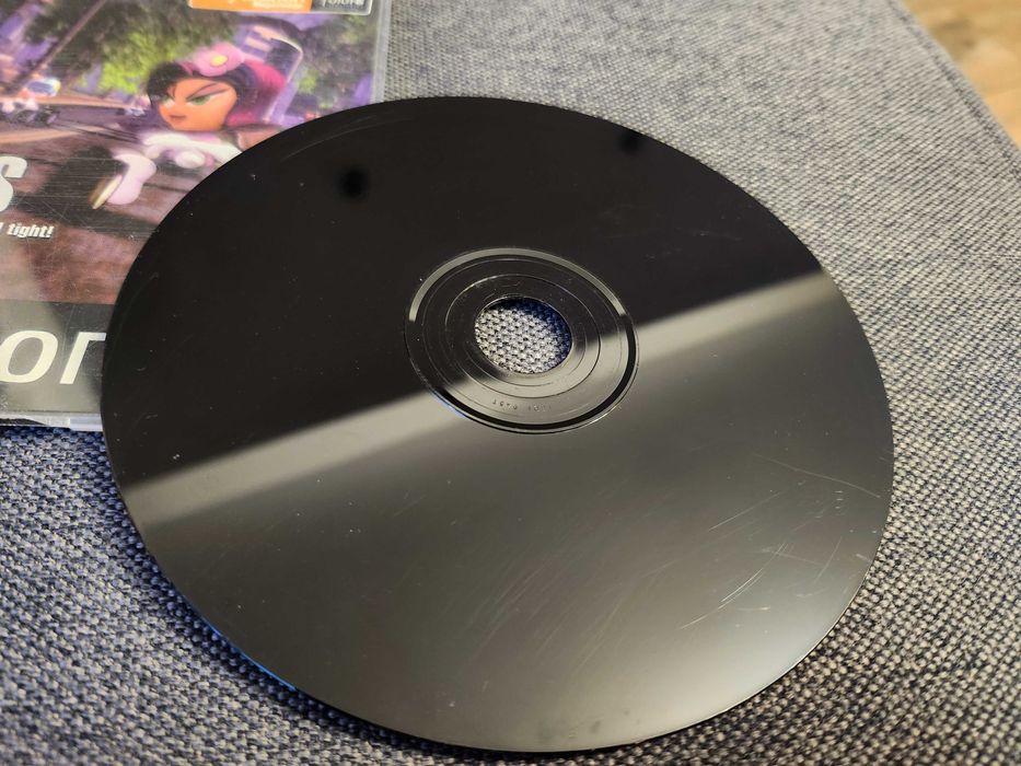 Official Playstation Magazine Disc 49 Tony Hawk 1 Speed Freaks, Bugs B