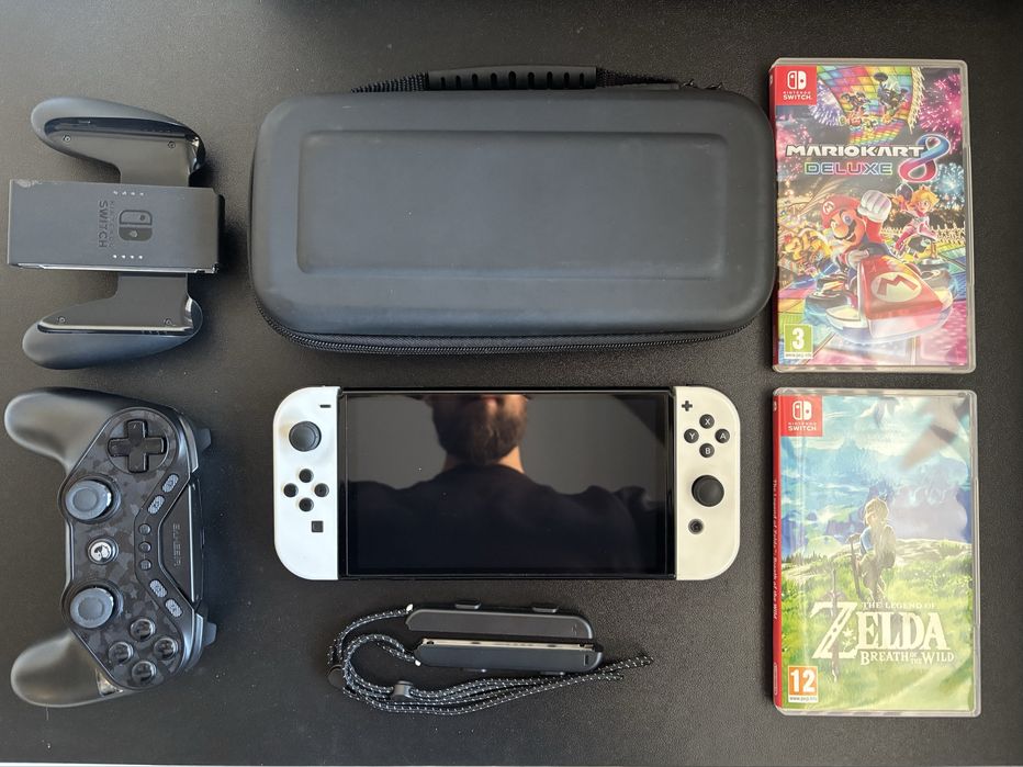 Nintendo Switch OLED + 2 Gry (Mario, Zelda) + 512GB + Etui + Gamesir Tarantula