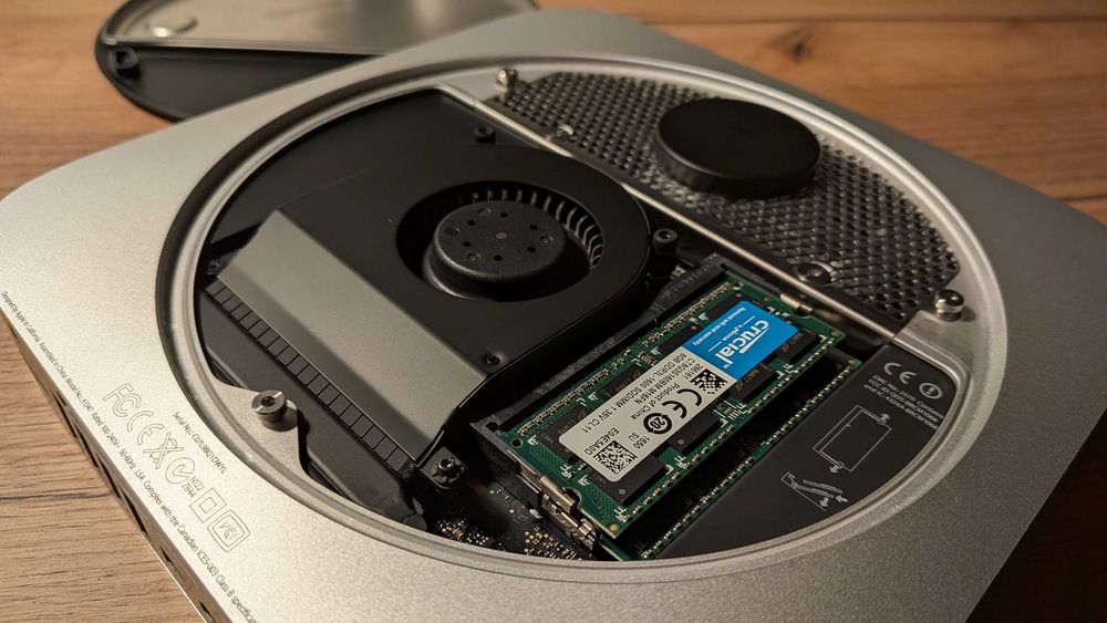 NIEZAWODNY Apple Mac Mini Intel i5 16GB 250GB SSD Magic Mouse Keyboard