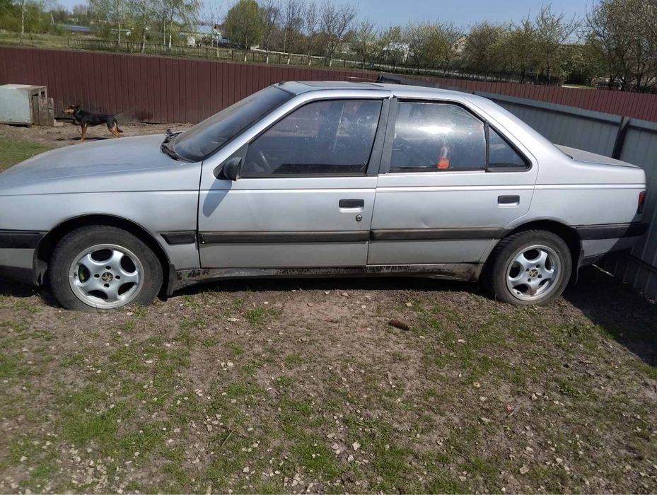 Peugeot 405 автомобіль