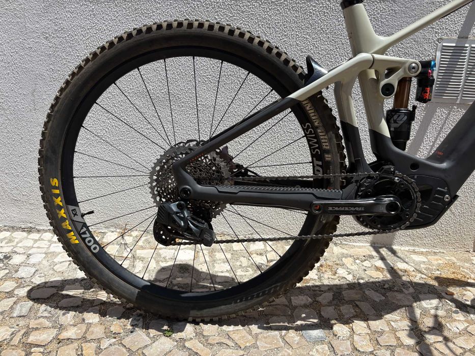 Mondraker Crafty Carbon R | Bosch Motor (92 km) | GX AXS | Fox X2 Kashima |  DT Swiss EX 1700