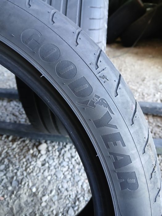 *Шини Goodyear 245 40 R 19 2шт Літо (490) Резина 2022 рік
