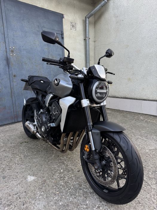 Honda CB 1000 R 2018 Доставка Обслужений