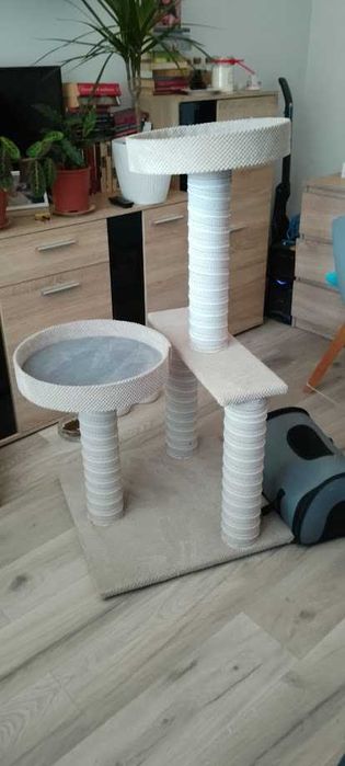 Drapak, mało używany.