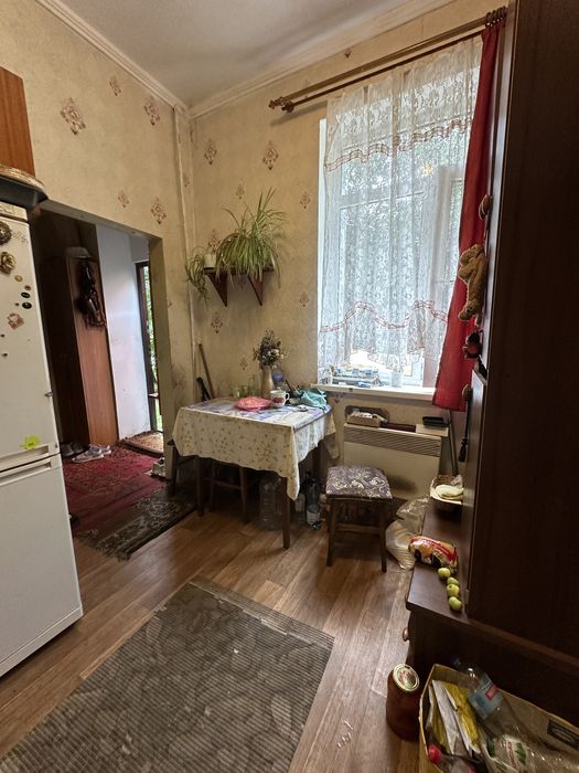 Продаж 3-кімнатної квартири у Залізничному районі м.Львова