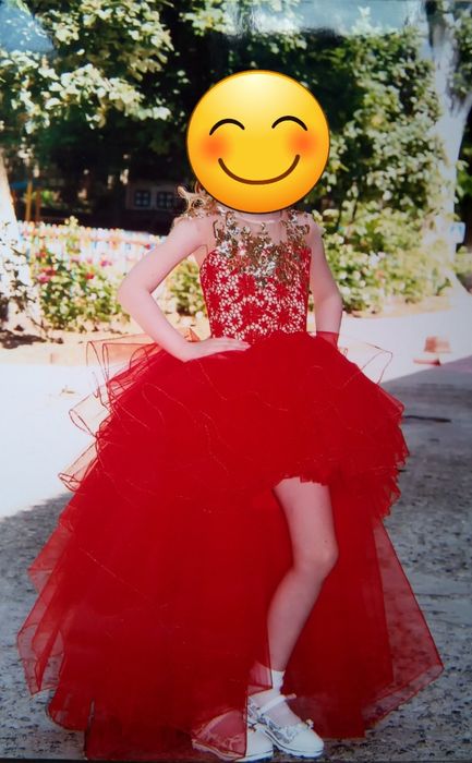 Платье праздничное