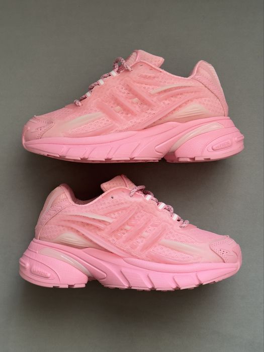 ТОП Жіночі кросівки Pharrell's Adidas Jellyfish Pink Moon рожеві